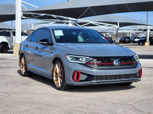 Used 2024 Volkswagen Jetta GLI 40th Anniversary Edition image 3