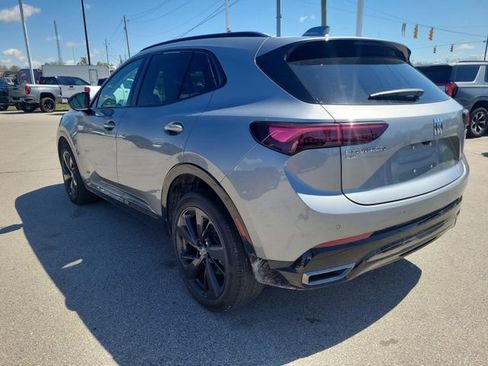Used 2025 Buick Envision Sport Touring image 4