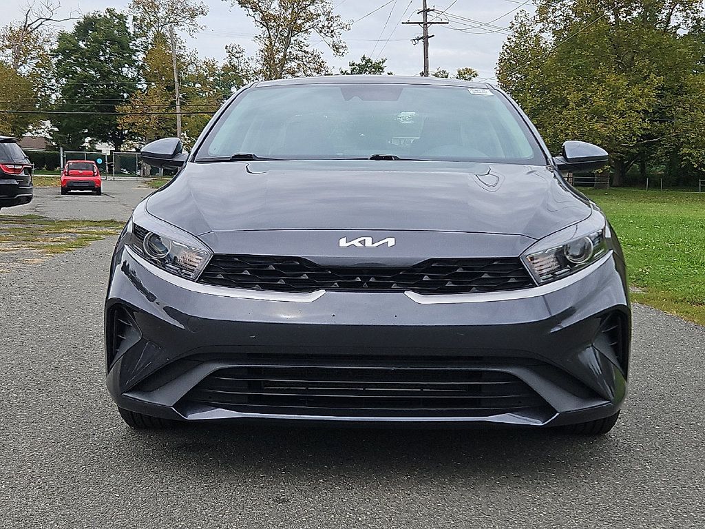 Certified 2023 Kia Forte LXS FWD image 2