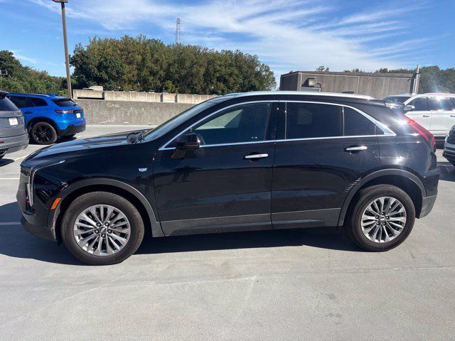 Used 2024 Cadillac XT4 Premium Luxury w/ Technology Package AWD/4WD image 2