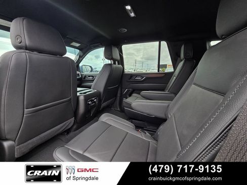 Used 2025 GMC Yukon Denali AWD/4WD image 29