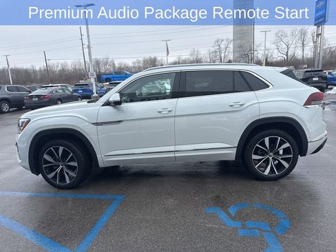 Used 2024 Volkswagen Atlas Cross Sport SEL Premium R-Line image 6