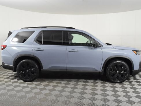 New 2026 Honda Pilot Black Edition image 5