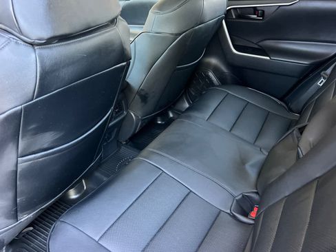 Certified 2024 Toyota RAV4 LE AWD/4WD image 4