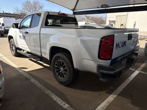 Used 2019 Chevrolet Colorado W/T image 4