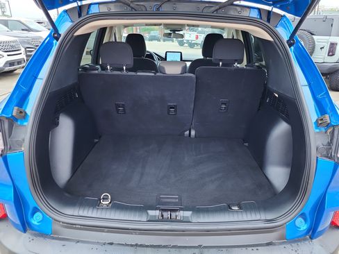 Used 2020 Ford Escape SE image 13