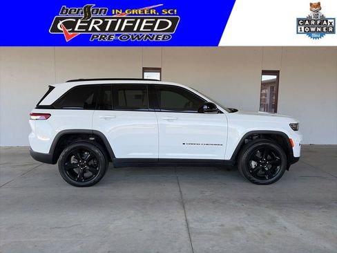 Used 2023 Jeep Grand Cherokee Limited w/ Luxury Tech Group II image 1