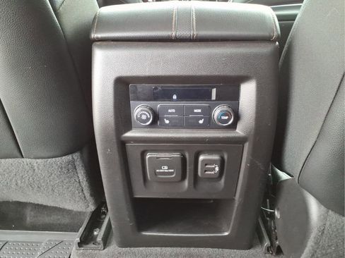 Used 2018 Chevrolet Traverse Premier w/ Redline Edition image 30