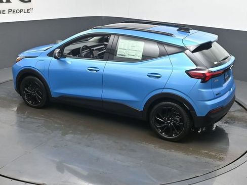 New 2027 Chevrolet Bolt RS w/ Technology Package FWD image 20