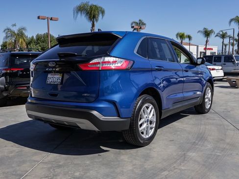 Used 2021 Ford Edge SEL AWD/4WD image 4