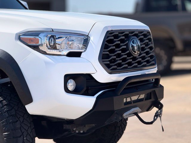 Used 2022 Toyota Tacoma TRD Off-Road AWD/4WD image 9