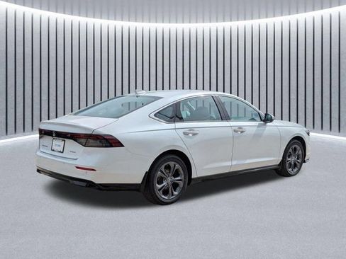 New 2026 Honda Accord EX-L image 5