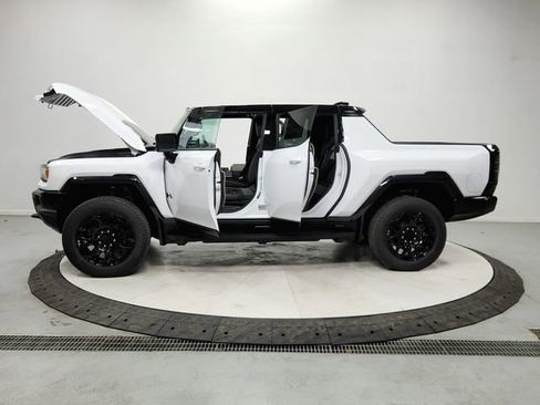 New 2026 GMC Hummer EV 4x4 Crew Cab w/ LPO, Dark Essentials Package image 12