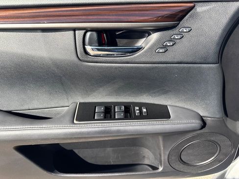 Used 2017 Lexus ES 350 w/ Luxury Package image 15