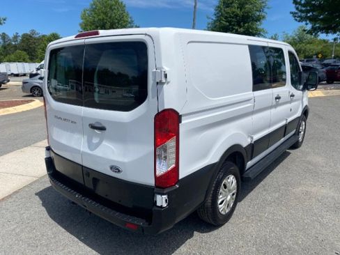 Used 2019 Ford Transit 250 130 Low Roof w/ Exterior Upgrade Package RWD image 3