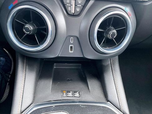 Used 2021 Chevrolet Blazer Premier w/ Driver Confidence II Package image 32