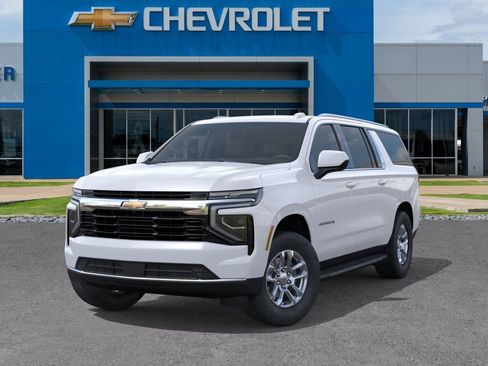 New 2026 Chevrolet Suburban LS image 6