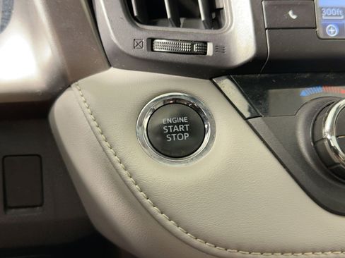 Used 2017 Toyota RAV4 XLE image 27