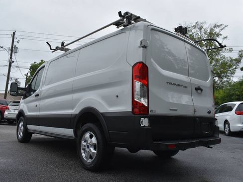 Used 2019 Ford Transit 250 130 Low Roof RWD image 26