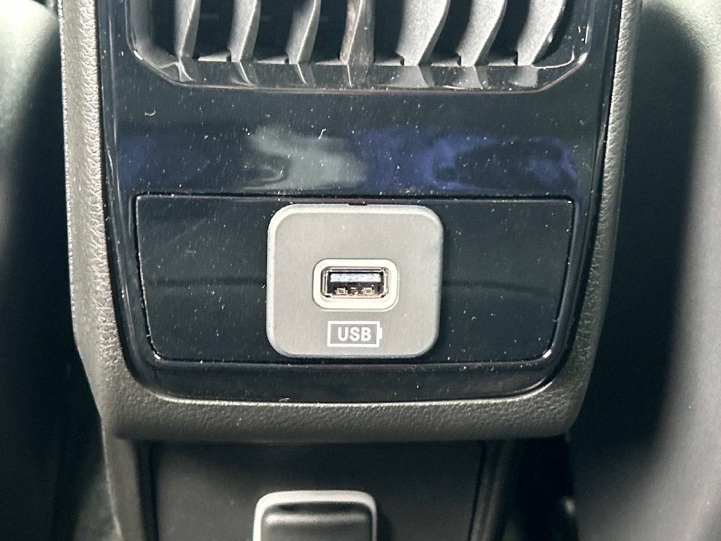 Certified 2026 Jeep Compass Limited AWD/4WD image 18