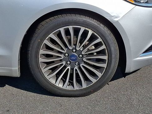 Used 2018 Ford Fusion Titanium FWD image 8
