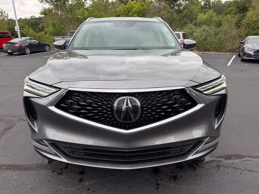 Used 2024 Acura MDX w/ Advance Package AWD/4WD image 3