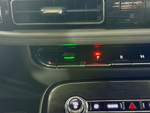 Used 2021 Lincoln Nautilus Reserve w/ Equipment Group 202A image 21