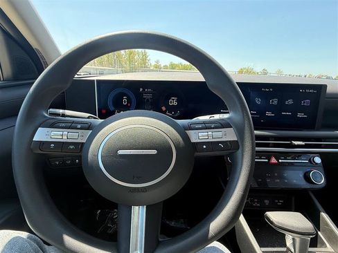 Used 2026 Hyundai Tucson SEL image 11