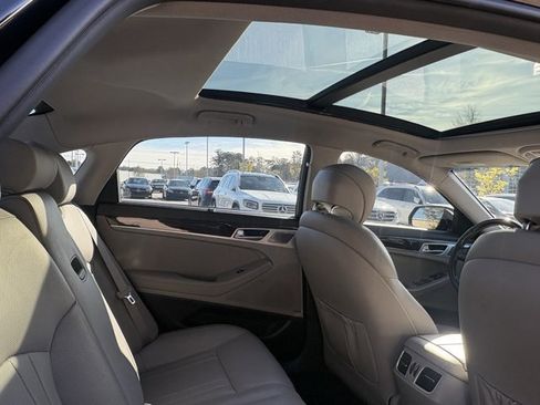 Used 2018 Genesis G80 3.8 w/ Option Group 02 image 21