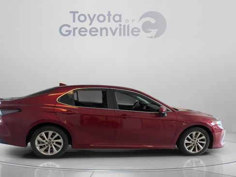 Used 2021 Toyota Camry LE FWD image 7