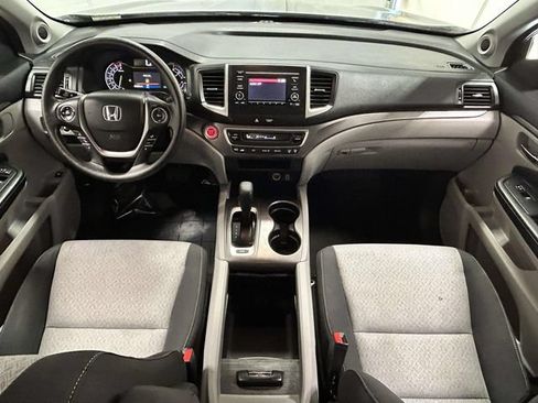 Used 2019 Honda Ridgeline RT image 9