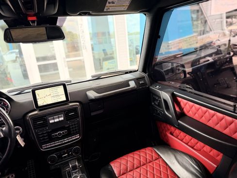 Used 2015 Mercedes-Benz G 63 AMG 4MATIC image 58
