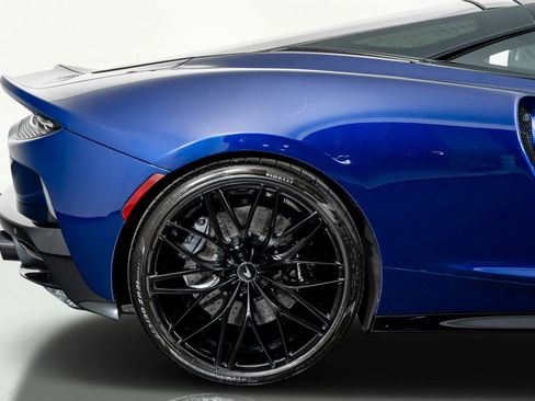 Used 2023 McLaren GT image 8