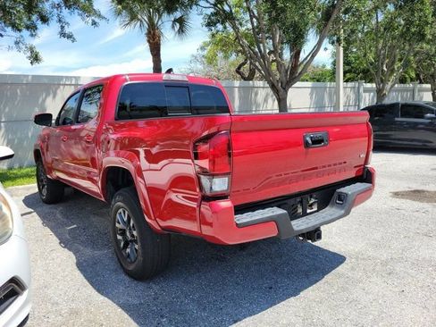 Used 2023 Toyota Tacoma SR5 w/ Technology Package image 3