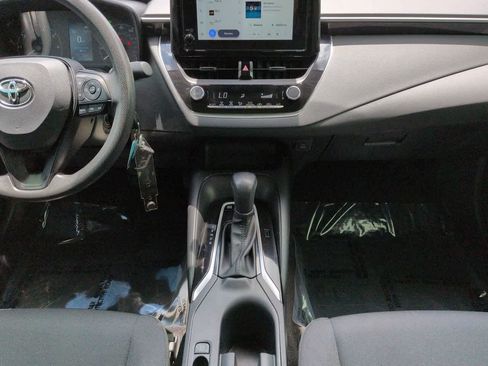 Certified 2025 Toyota Corolla LE FWD image 18