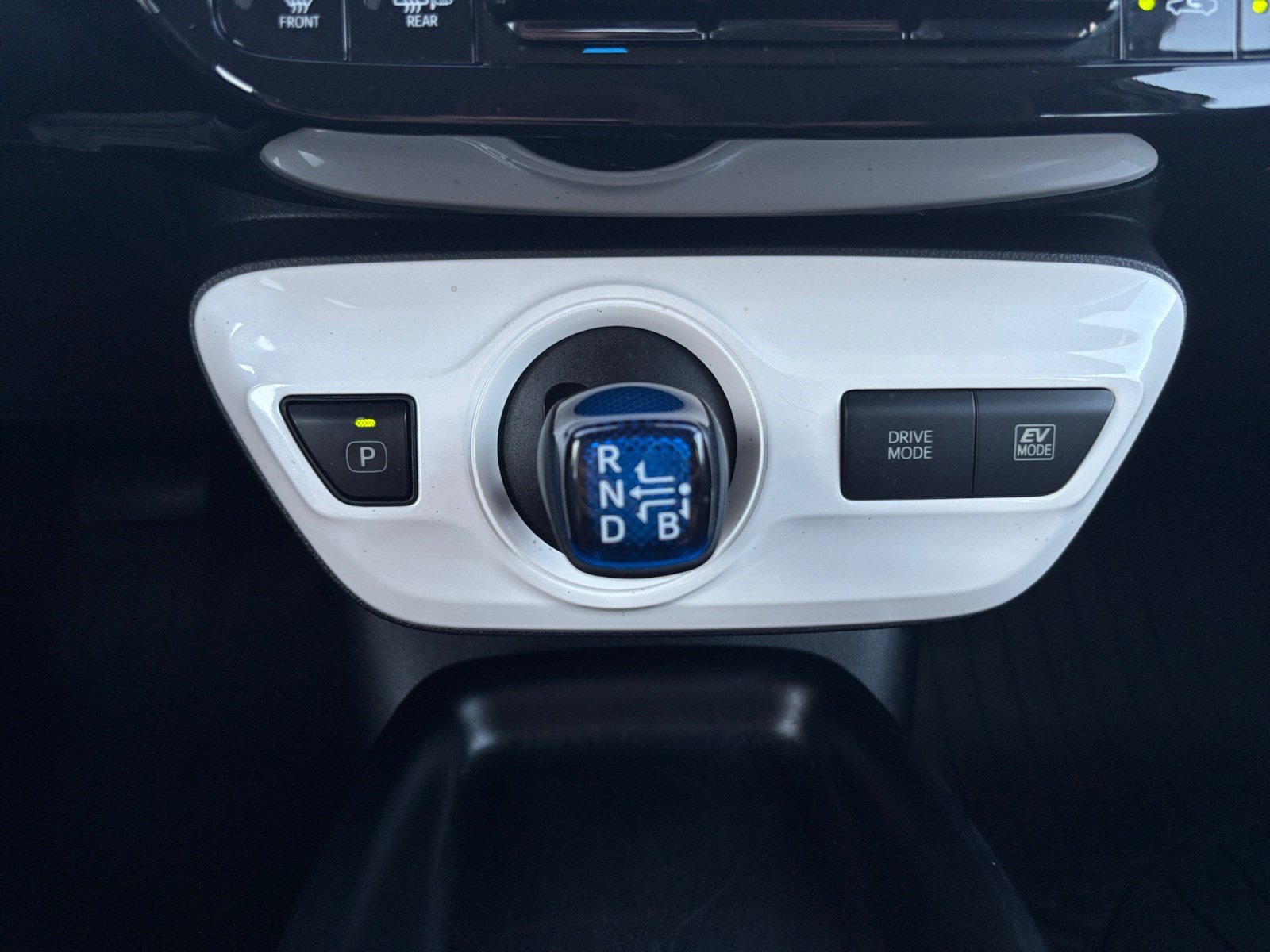 Used 2017 Toyota Prius Two FWD image 26