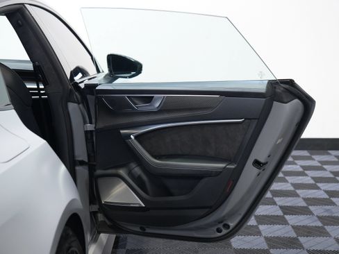 Used 2021 Audi RS 7 Sportback AWD/4WD image 28
