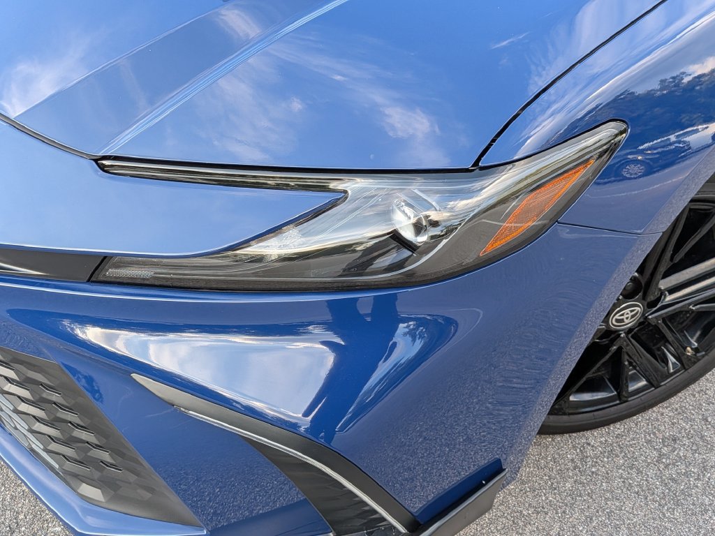 Used 2026 Toyota Camry SE FWD image 6