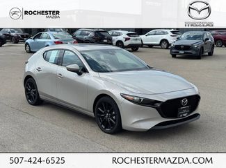 Used 2022 MAZDA MAZDA3 s FWD video 1