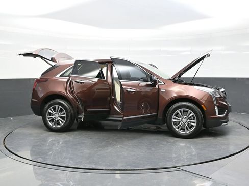 Certified 2022 Cadillac XT5 Premium Luxury AWD/4WD image 47