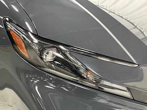 Used 2025 Toyota Camry SE FWD image 26
