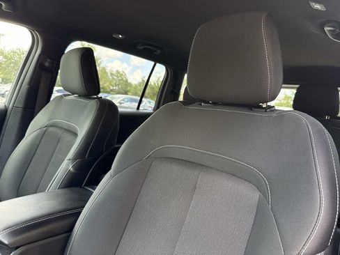 Used 2025 Jeep Grand Cherokee L Laredo RWD image 24