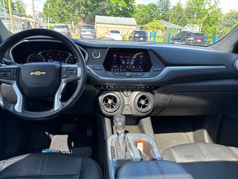 Used 2022 Chevrolet Blazer LT AWD/4WD image 13