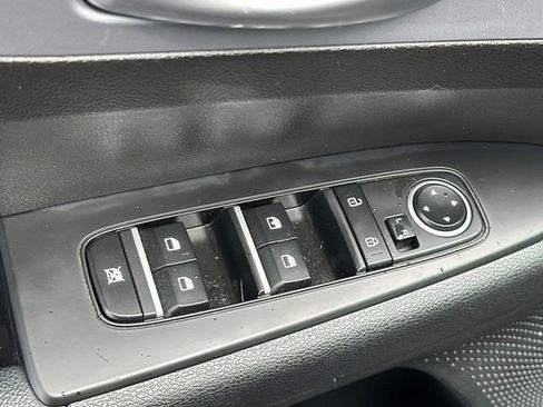 Used 2023 Kia Forte LXS FWD image 12