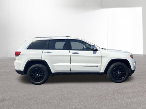 Used 2015 Jeep Grand Cherokee Limited w/ Trailer Tow Group IV AWD/4WD image 9
