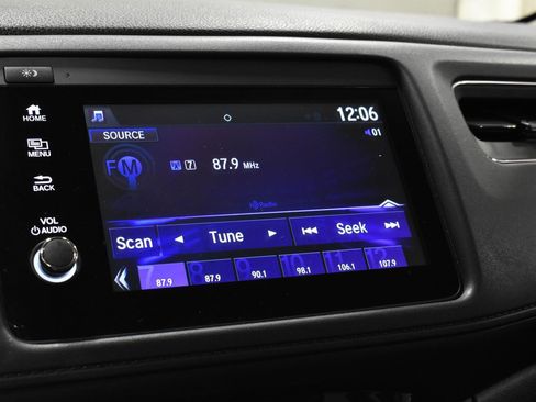 Used 2021 Honda HR-V EX-L image 16