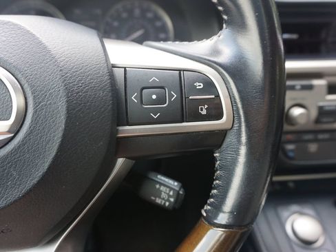 Used 2016 Lexus ES 350 w/ Premium Package w/Wood Trim FWD image 8