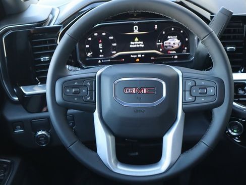 New 2025 GMC Sierra 1500 Elevation image 13