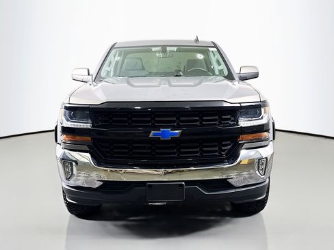 Used 2017 Chevrolet Silverado 1500 LT w/ All Star Edition image 2