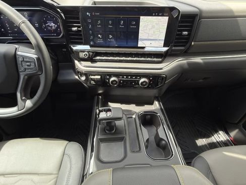 New 2026 Chevrolet Silverado 1500 ZR2 w/ ZR2 Bison Edition AWD/4WD image 13